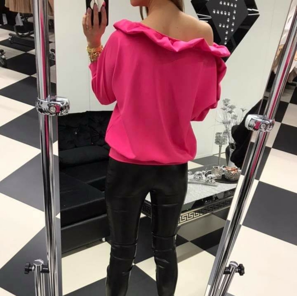 BNWT neon pink blouse OS fits M/L - Picture 3 of 3